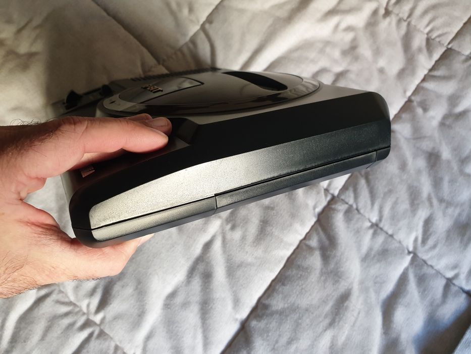 Consola mega drive em excelente estado de conservação! Versão 1601-1864171299050883123
