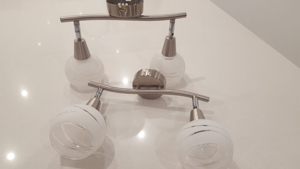 candeeiros como novos