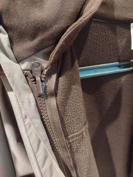 Casaco Decathlon/Quechua (tamanho S)