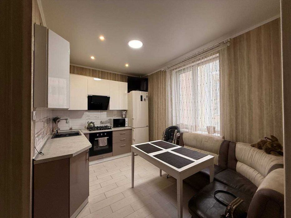 Продам 2к к-ру з автономним опаленням,ЖК "Маріїнський"