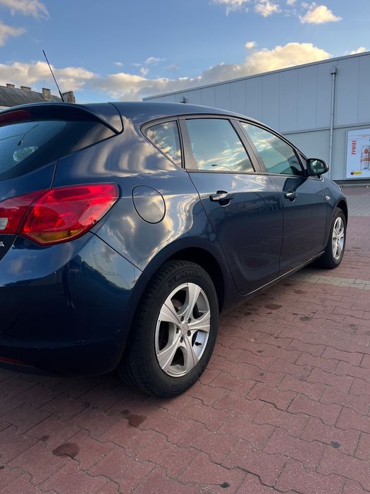 Opel Astra Opel Astra J 2012 rok