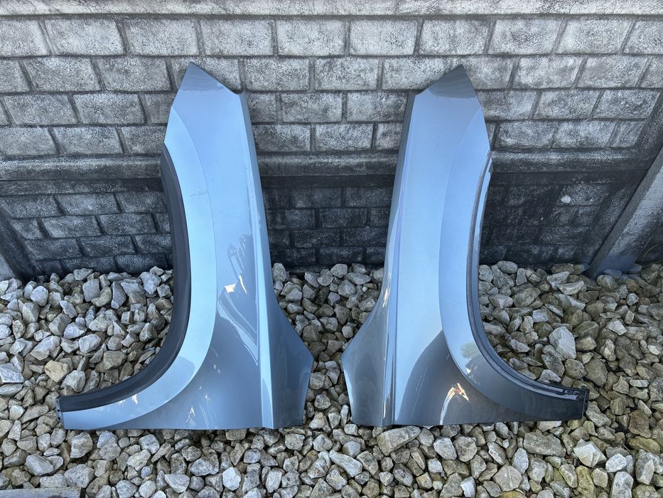 Blotnik przedni prawy bez rdzy Skoda Karoq 57A 17- oryginal LF7C