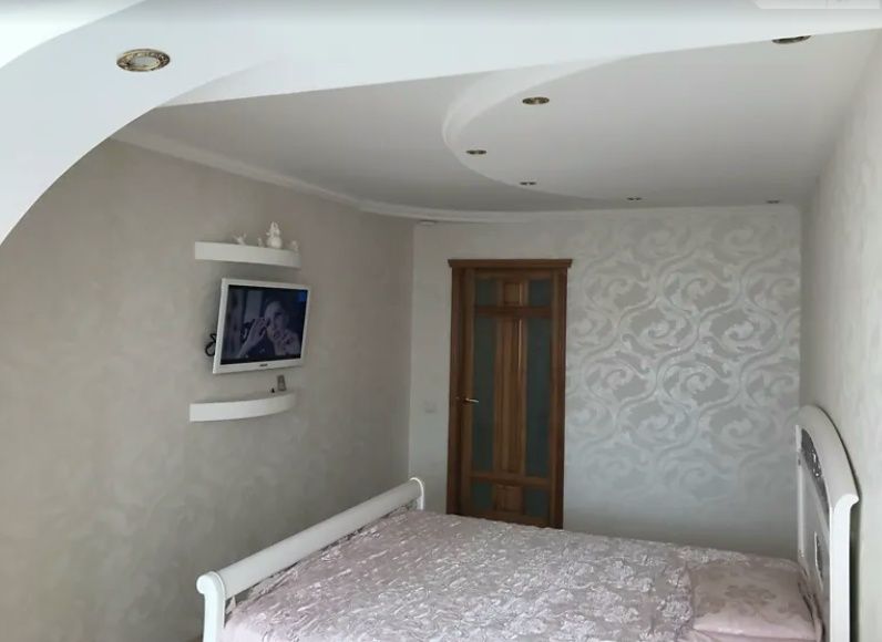 2 кімнатна квартираПарк ШевченкоКімнати роздільні.Цегляний будинокГАЗ.