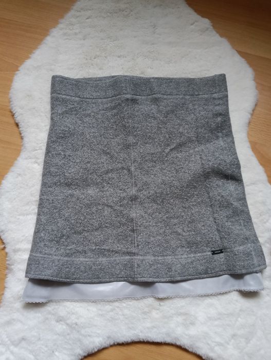 Szara spódnica Marc Cain