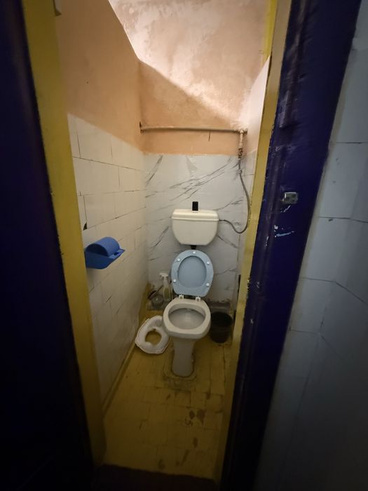 Продам малосімейку в цетрі міста біля Цнап