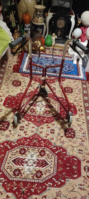 balkonik sprawny stabilny używany skladany