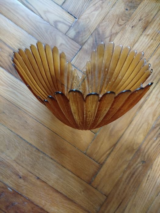 Ваза, конфетница, фруктовница.