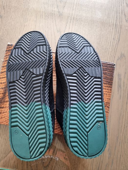 Buty marki kazar