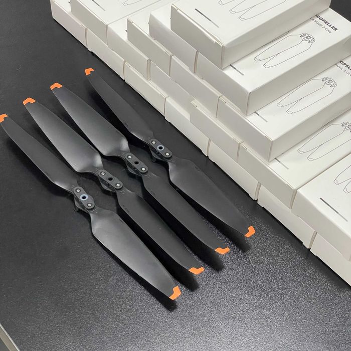 DJI Mavic 3 Pro / Classic / Cine / Enterprise. Пропелери, лопаті