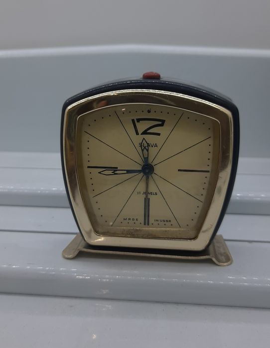 Будильник Слава в хорошем состоянии