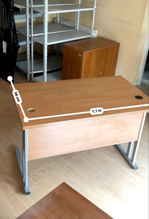 używane solidne biurka drewniane (2 szt)