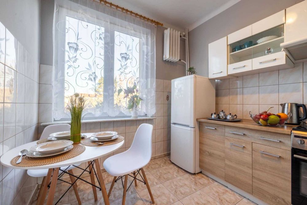 BEZPOŚREDNIO Centrum | 2 pokoje 49 m² | Balkon | Parking |