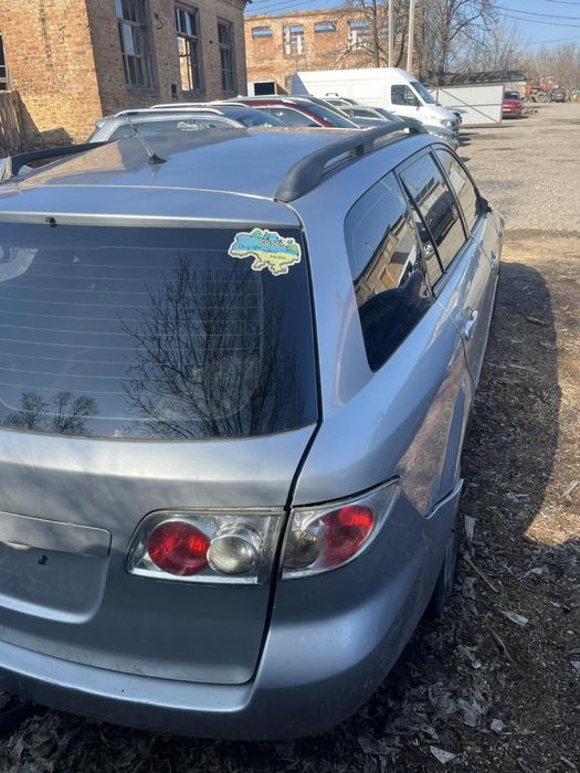 Мазда 6 2004 рік