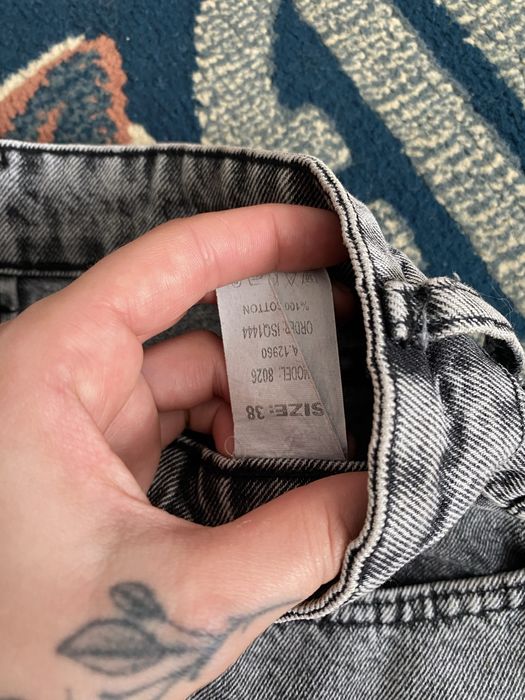 Продам джинсовые шорты, серые размер 38 талия до 74 см бедра до 102 см