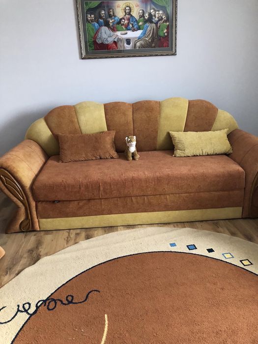 Диван і два крісла