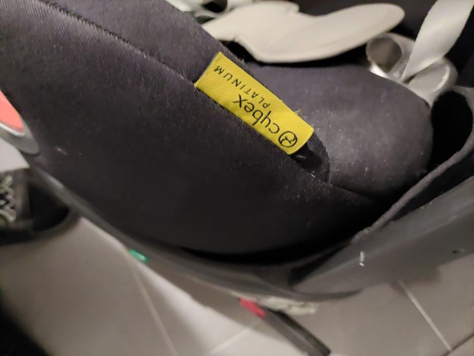 Fotelik do auta CYBEX z bazą obrotową isofix