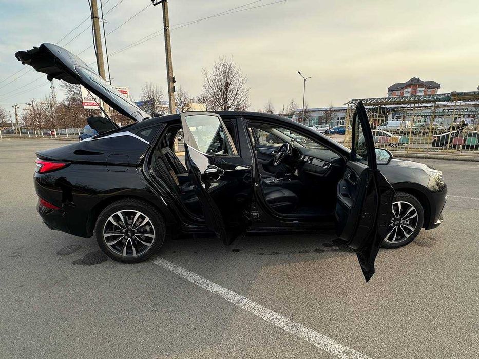 Автомобіль JAC J7 | Офіційний | Стан нового авто