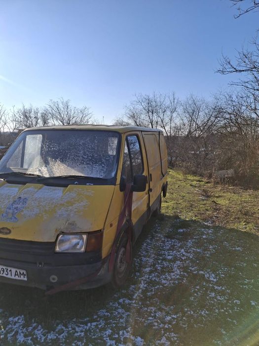 Форд Транзіт на розрив