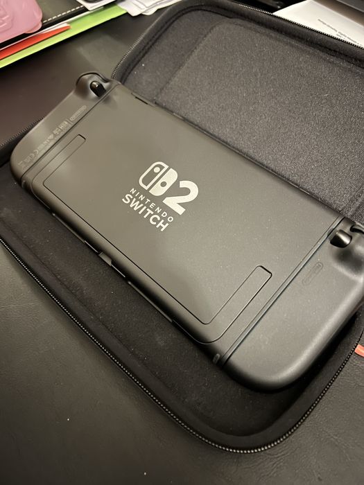 Nintendo Switch 2 + cartao memória 256gb + bolsa oficial