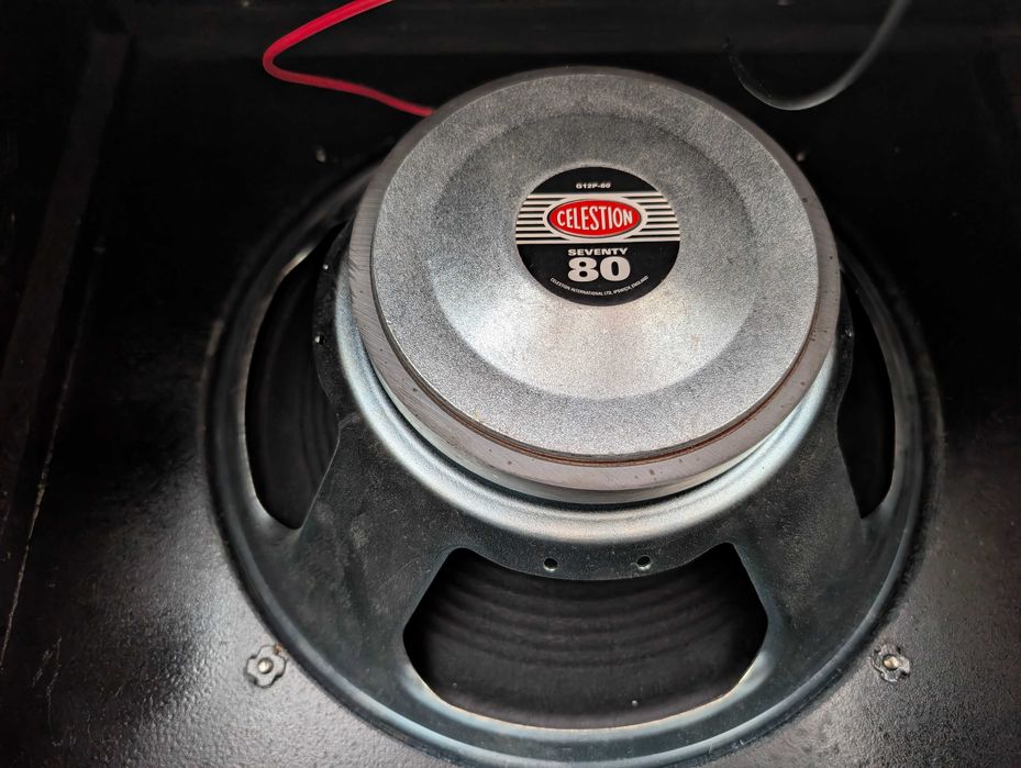 Ibanez TSA 112C Tube Screamer - Coluna 80W 1x12" c/ Celestion 16Ω