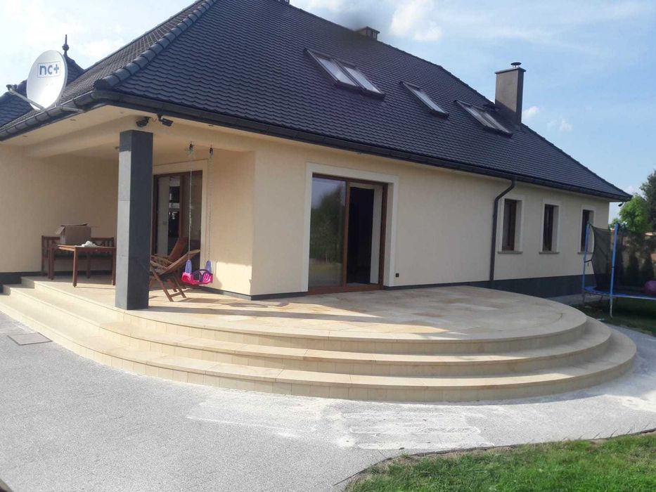 50. Stopnica z piaskowca | Faza | 100×35×5 cm | Okładzina schodowa |