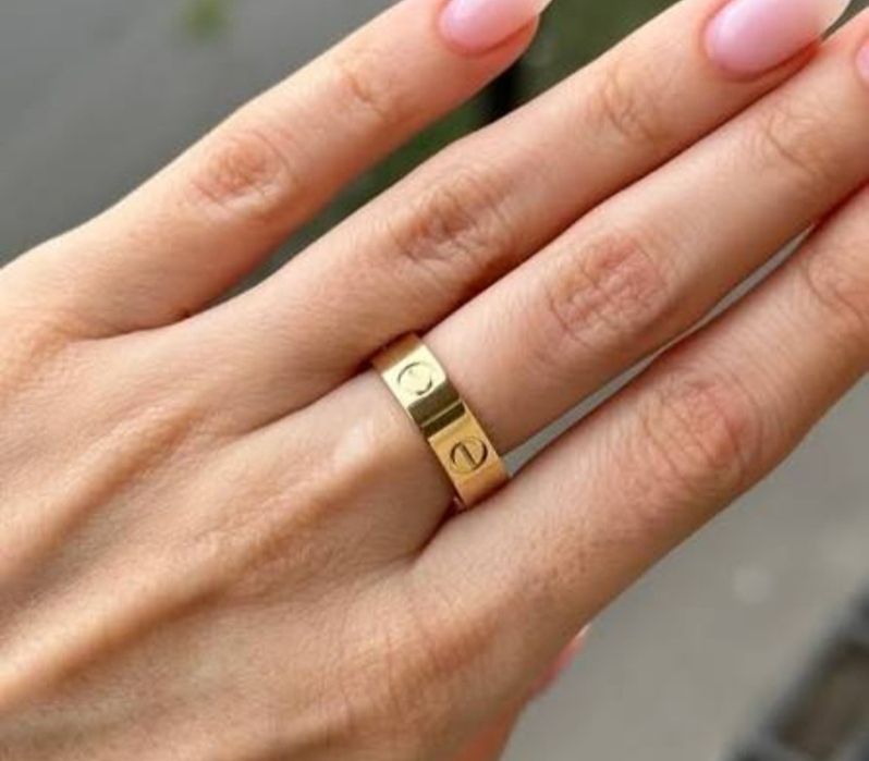 Кольцо Cartier Love