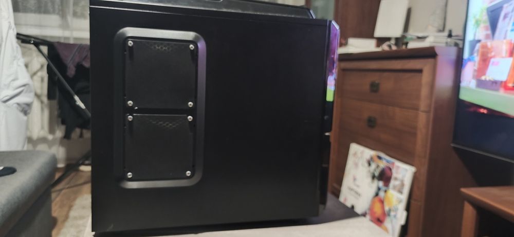 Komputer stacjonarny (zestaw)