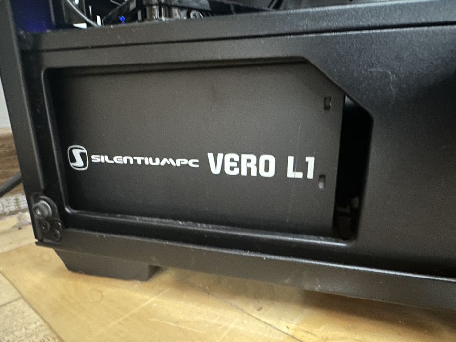 Komputer gamingowo/biurowy