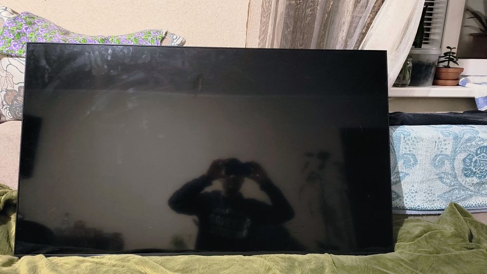 Телевизор SAMSUNG