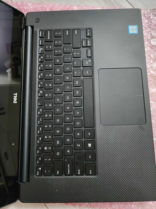 DELL PRECISION 5520 15.6" i7-7820HQ 2.9GHz 8GB RAM 256GB Nvidia M1200