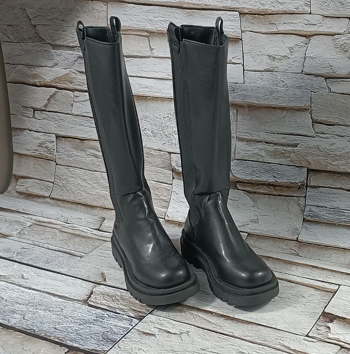 Wysokie damskie buty 39