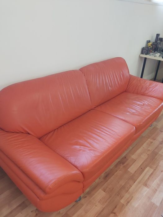 Skórzana sofa / kanapa /wersalka z naturalnej skóry –dł. 230xgł.95xwys.85cm stan b.dobry