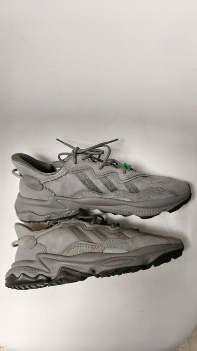 Чоловічі кросівки 47,5