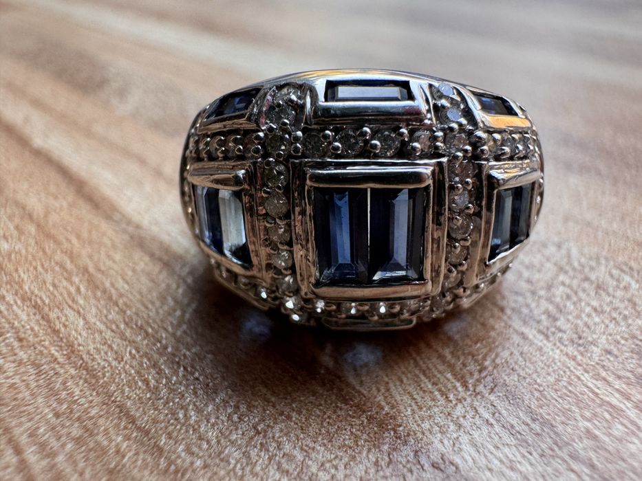 Золотое сапфировое кольцо , в белом золоте 585 с бриллиантами