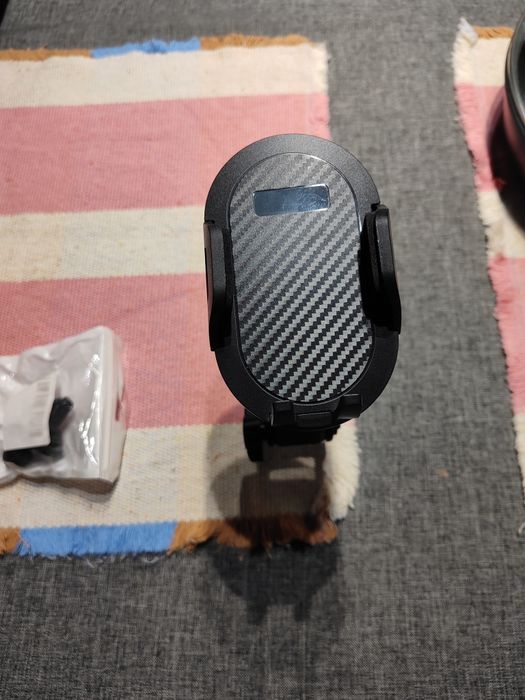 Sprzedam uchwyt  do telefonu