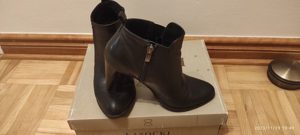 Botki skórzane Lasocki