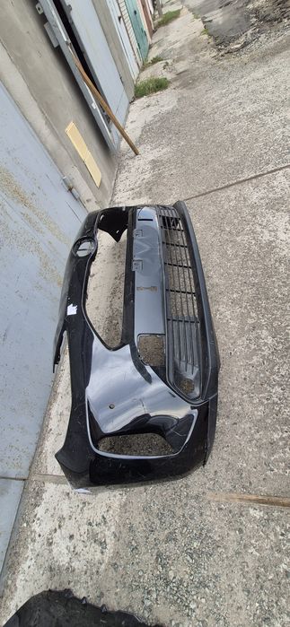 Бампер передній Тойота Яріс Toyota yaris