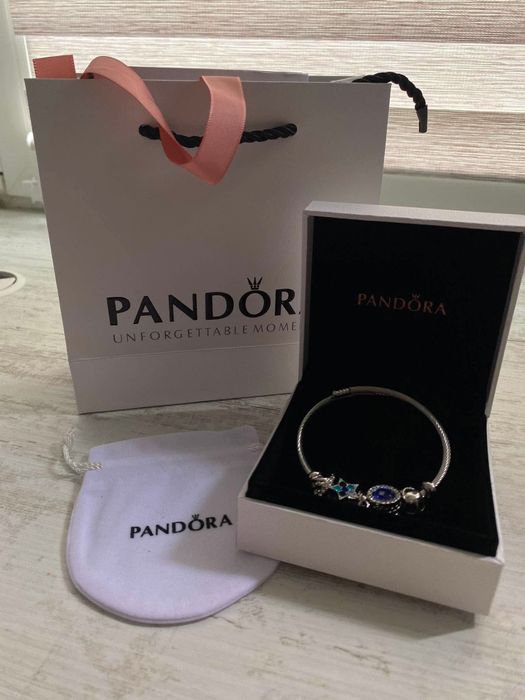 Niebieska bransoletka Pandora