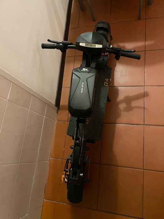 Trotinete Elétrica Kukirin G4 com apenas 156 km de utilização