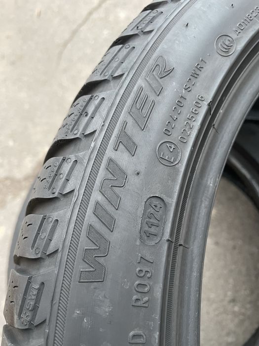 245/40 R18 Pirelli Winter Sottozero 3 / 2шт./ 2024 рік.