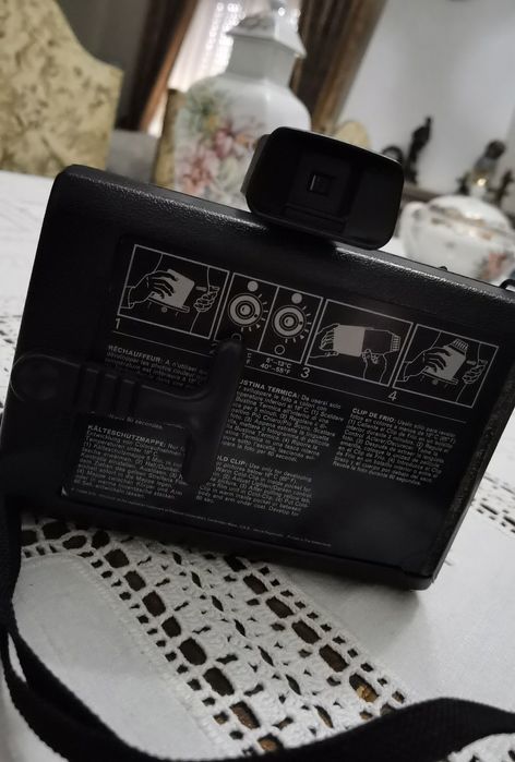Polaroid EE44 Camera64729619904259123