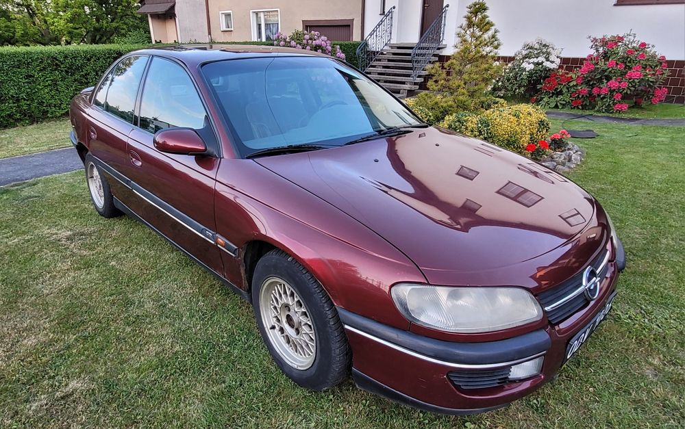 Opel Omega B 2 0 16v