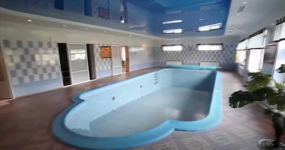 Продаж 3-поверхового будинку 1200м2, Вища Дубечня, Вишгородський р-н