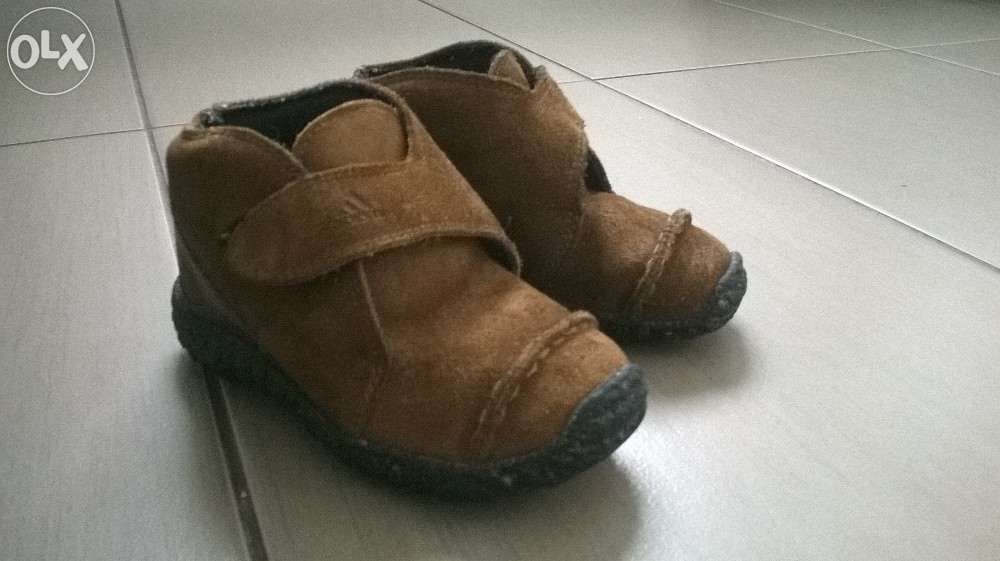 Buty Adidas r.23 trzewiki,  obuwie jesienno-zimowe