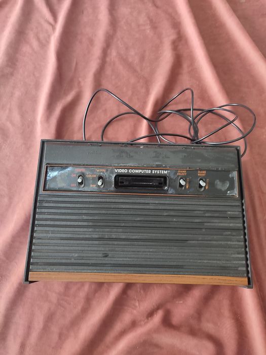 Atari 2600 "drewniane" sprawne