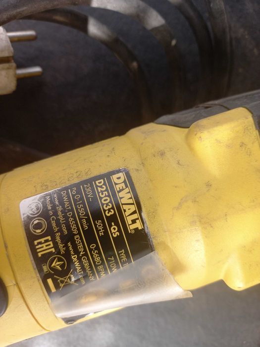 Maquina DEWALT! Totrna burbuquim eletrica para trabalho na construsao!