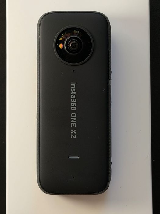 Камера insta360 ONE X2 + телескопічна ручка
