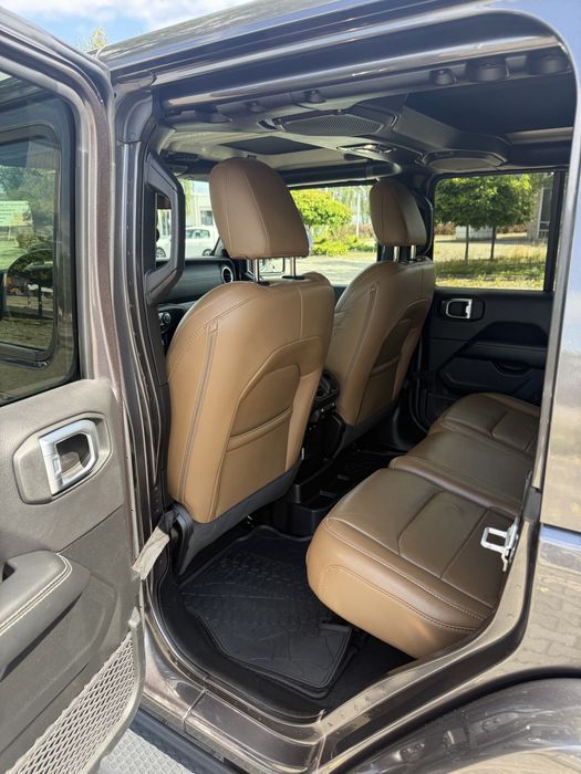 Jeep Sahara 2.0 270KM na GWARANCJI
