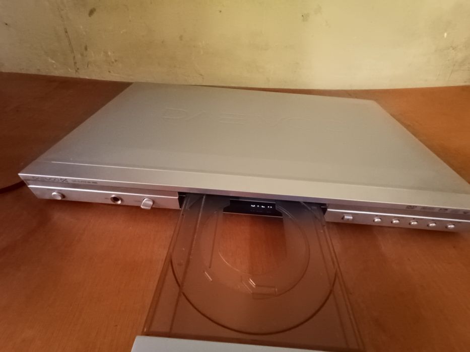 DVD palyer DAEWOO DV-700S