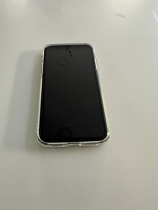 Telemóvel novo I Phone 11